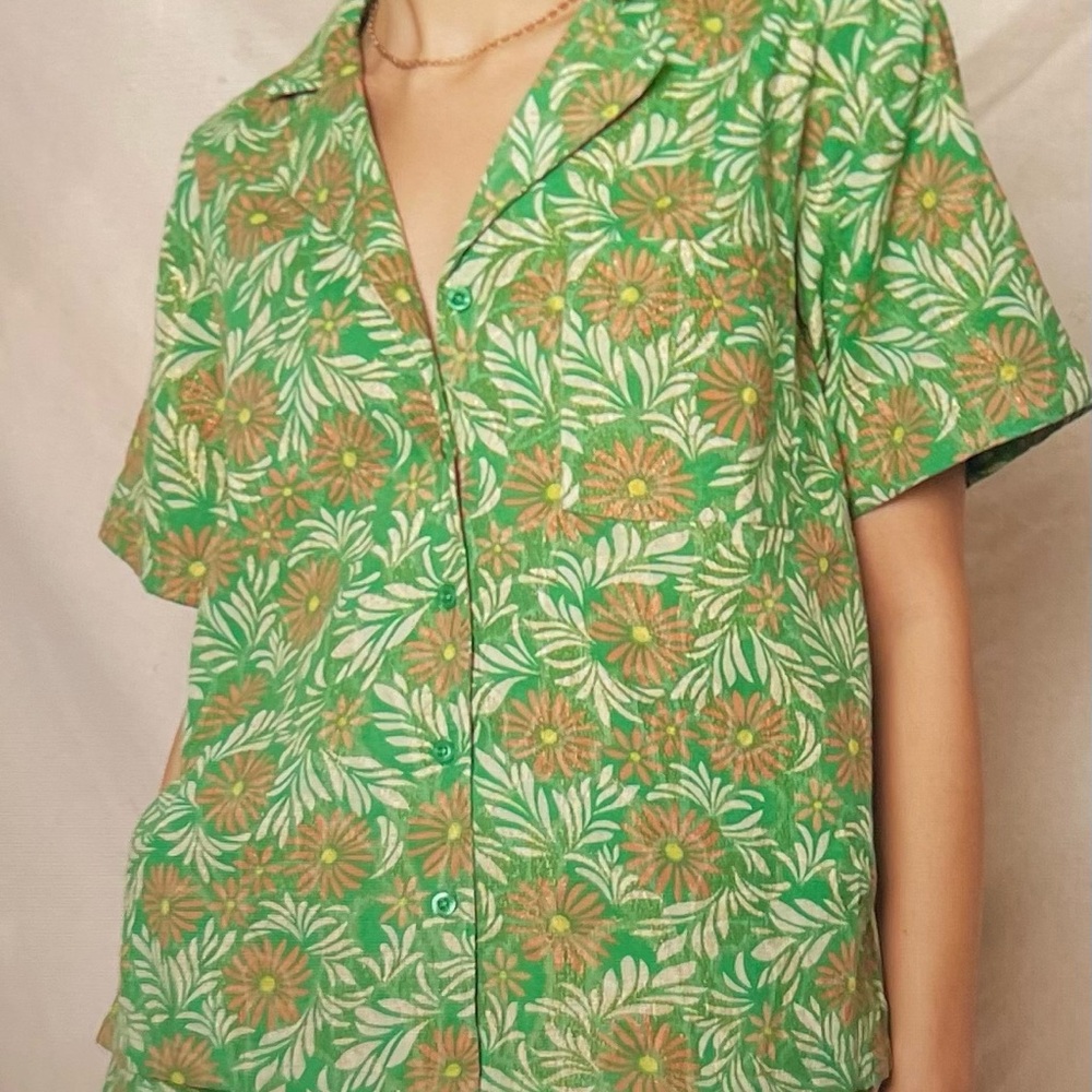 Green Floral Two-Piece Set - Picture 2 of 3